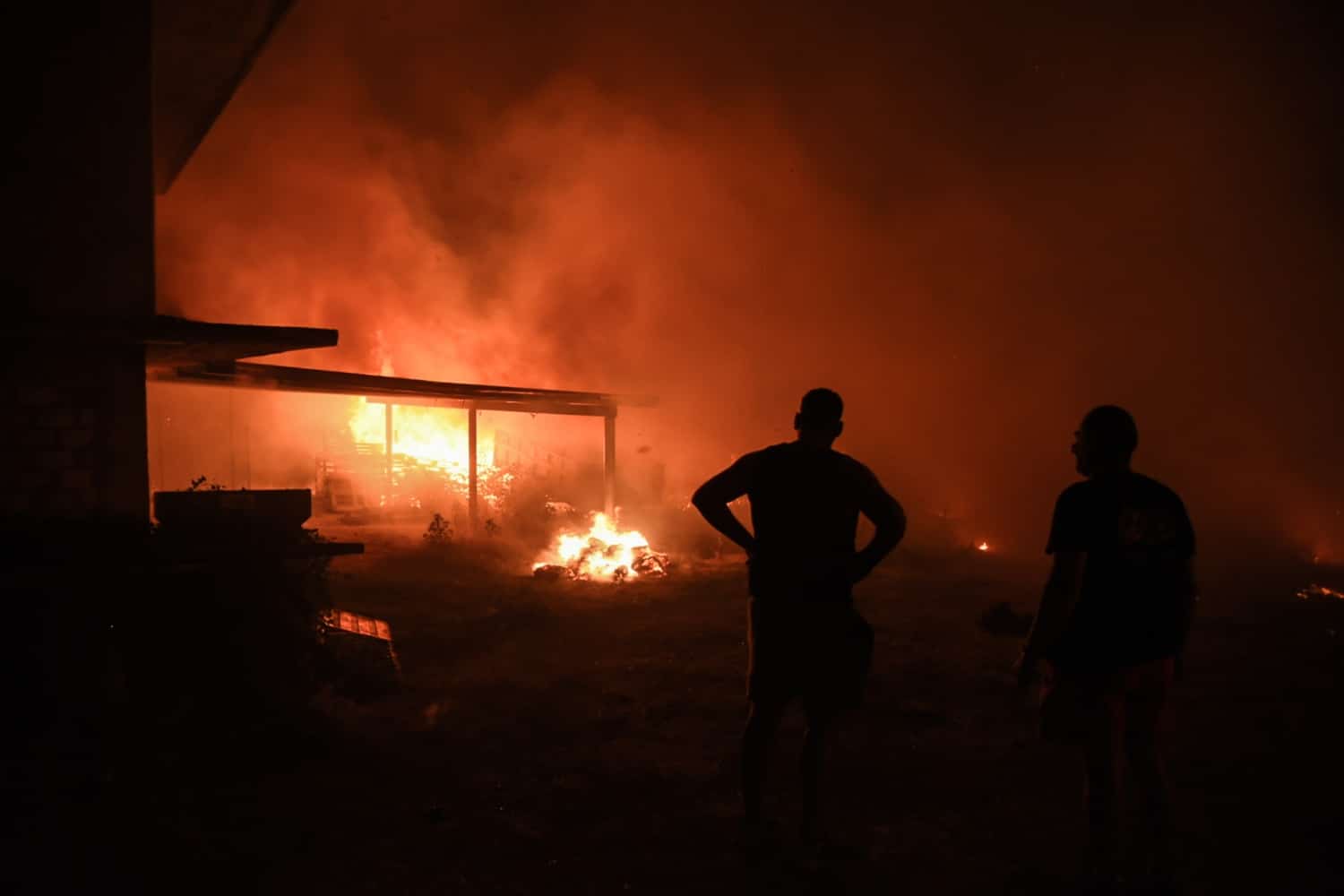 foties ellada apopsi