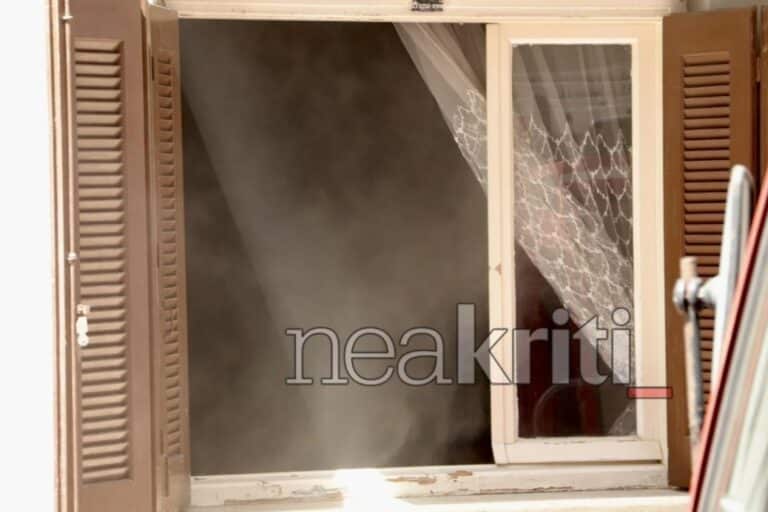 Φωτιά σε ισόγεια κατοικία στο Ηράκλειο – Άμεση επέμβαση της Πυροσβεστικής