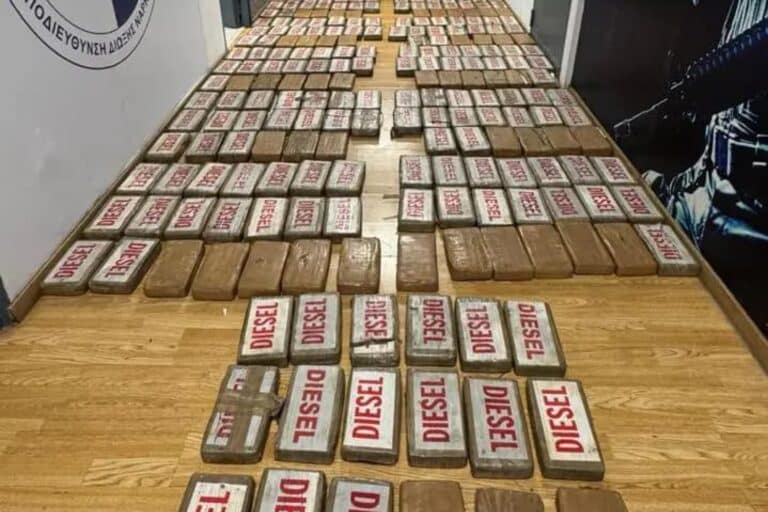 Εγκληματική οργάνωση διακινούσε τεράστιες ποσότητες κοκαΐνης – Πάνω από 5,5 εκατ. ευρώ το κέρδος (εικόνες & βίντεο)