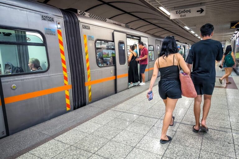 Δεκαπενταύγουστος: Πώς θα κινηθούν τα μέσα μαζικής μεταφοράς παραμονή και ανήμερα