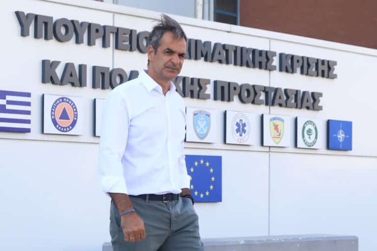 Επιστρέφει στην Αθήνα ο Κυριάκος Μητσοτάκης λόγω των πυρκαγιών
