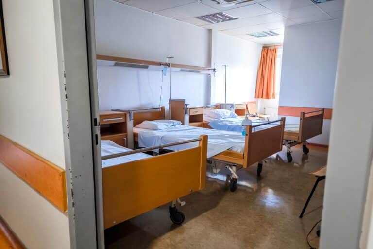 Ηράκλειο: Στο Βενιζέλειo με Super Puma μεταφέρθηκαν οι μετανάστες που εντοπίστηκαν νότια της Ιεράπετρας