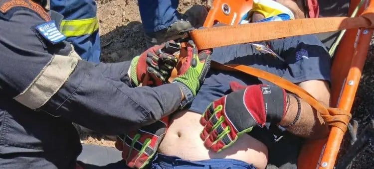 pirosvestis emak diasosi patra 15 08 2025