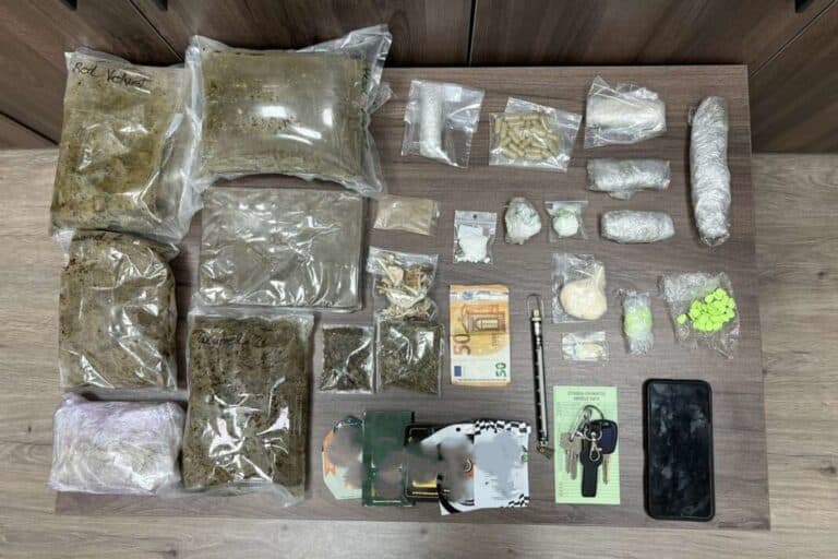 Ρέθυμνο: Συνελήφθη 45χρονος με μεγάλη ποσότητα ναρκωτικών – Βρέθηκαν ακόμη και χάπια με το πρόσωπο του Πούτιν