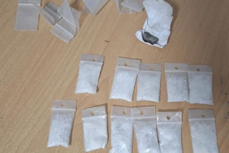 Συνελήφθη αλλοδαπός για κατοχή ναρκωτικών στο κέντρο της Αθήνας