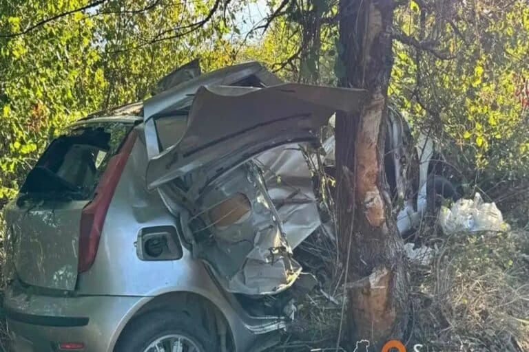 Τροχαίο στην Πιερία: Διασωληνωμένη στο «Ιπποκράτειο» η 11χρονη – Θρήνος για την 9χρονη αδερφή της (βίντεο)