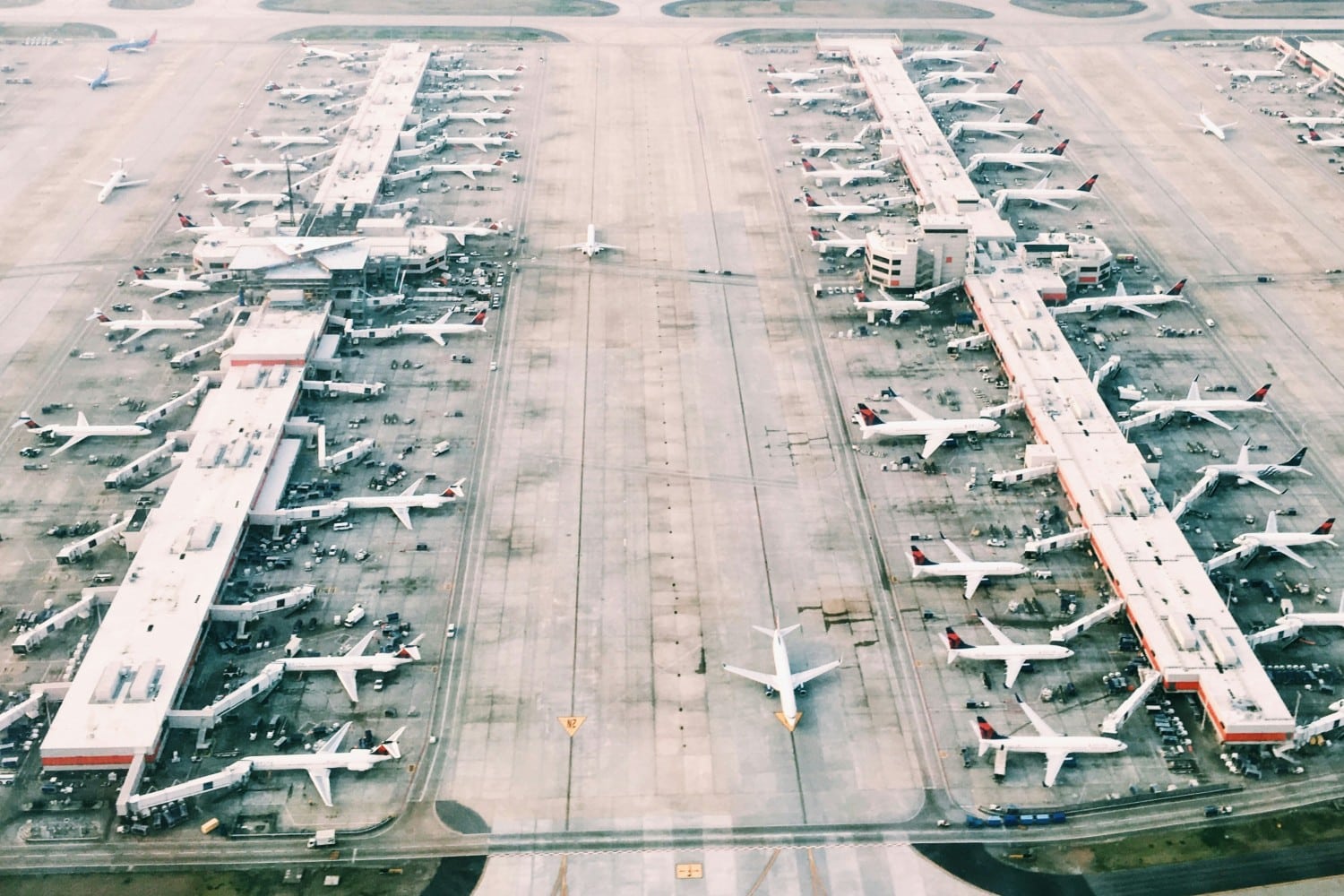 aeroplana aerodromio 20 9 2025