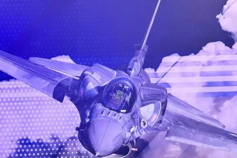 ΔΕΘ 2025: Ο Σύγχρονος Μαχητής, τα drones καμικάζι, η «Ασπίδα του Αχιλλέα» και τα οπλικά συστήματα που παρουσιάζει το ΥΠΕΘΑ (εικόνες)