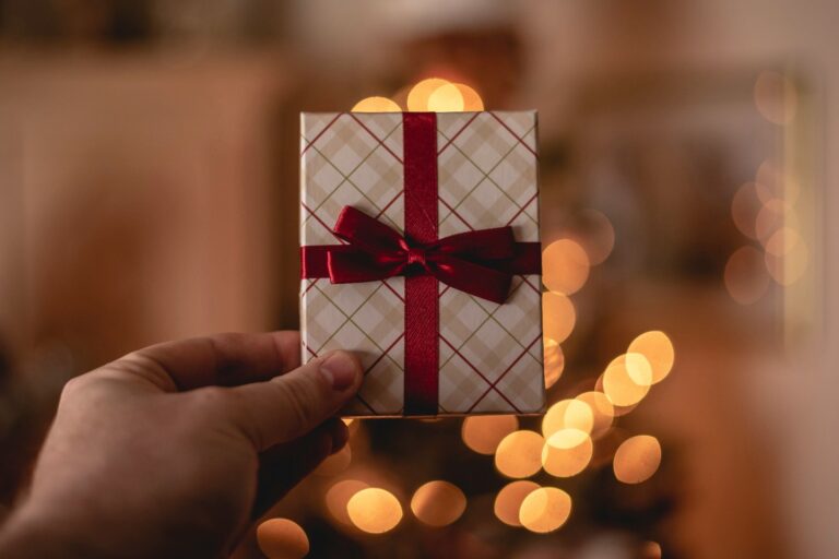 Εορτολόγιο: Ποιος γιορτάζει σήμερα Παρασκευή 3 Οκτωβρίου