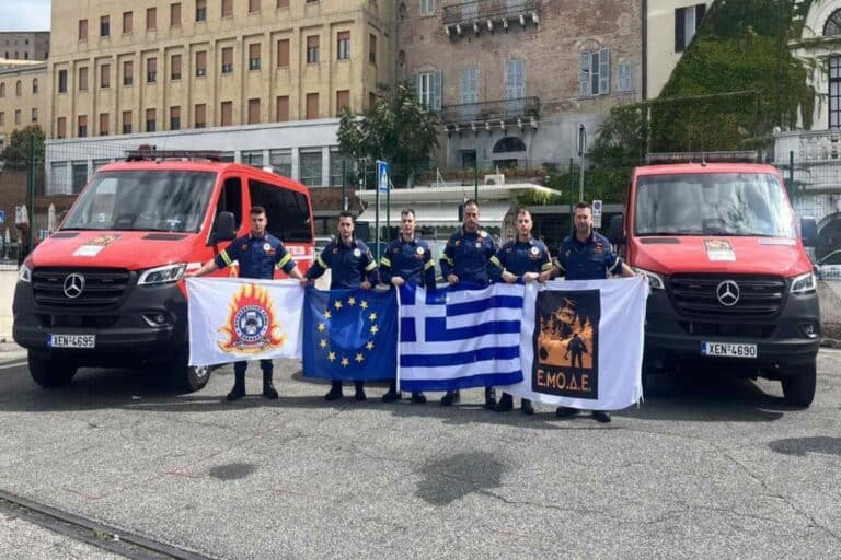 Έλληνες πυροσβέστες στην Κορσική, συνδράμουν μαζί με τους Γάλλους