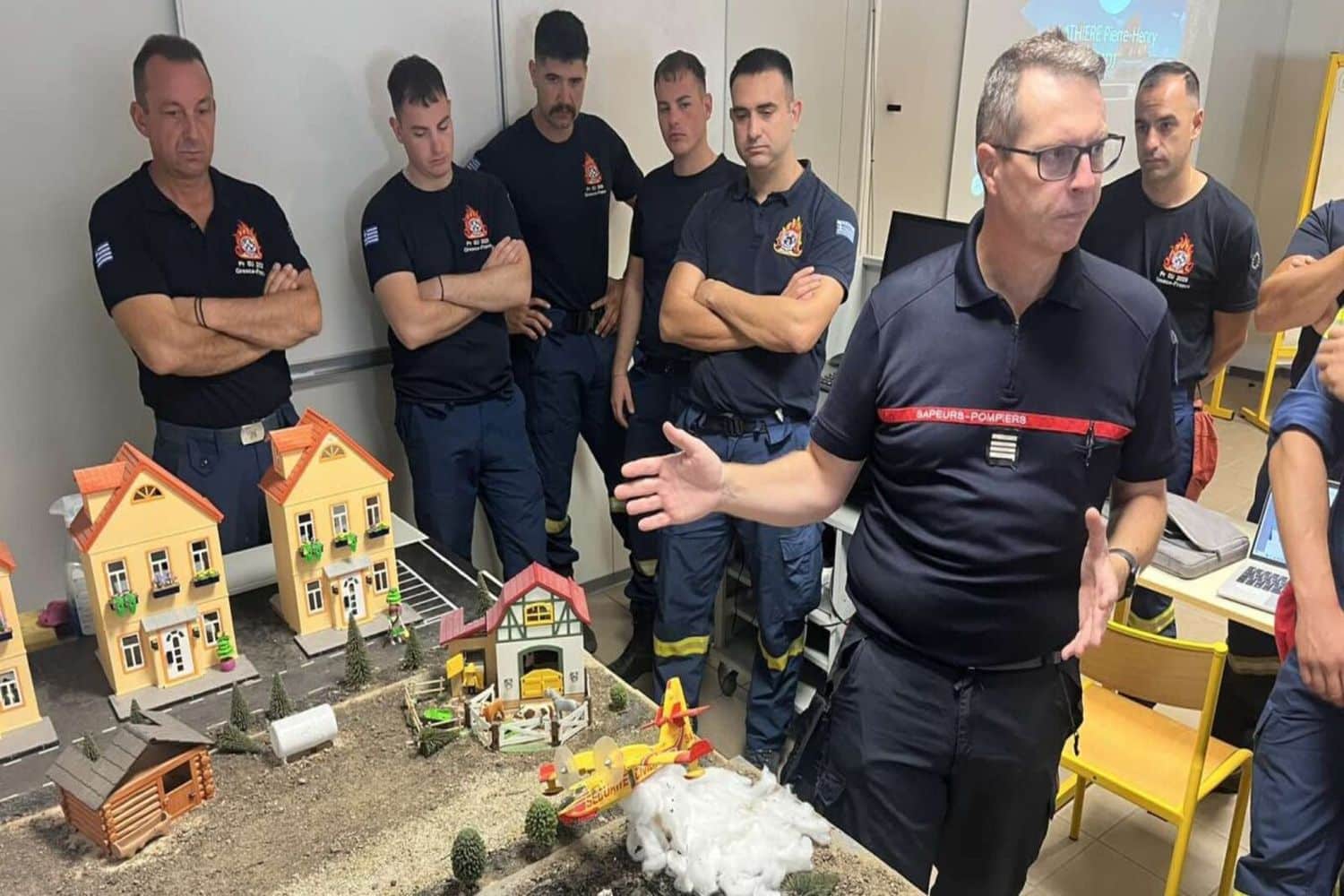 ellines pyrosbestes korsiki 2 9 mesa