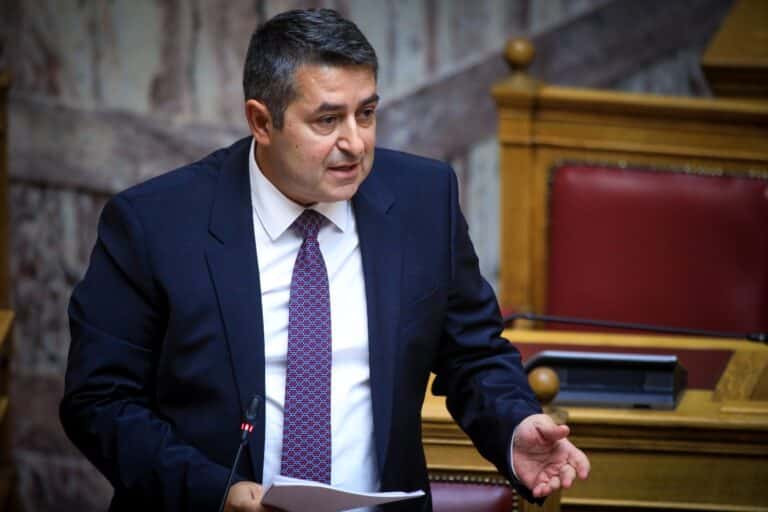 Την αποπομπή Μυλωνάκη ζητάει το ΠΑΣΟΚ μετά την αποκάλυψη Σαλμά για την υπόθεση του ΟΠΕΚΕΠΕ