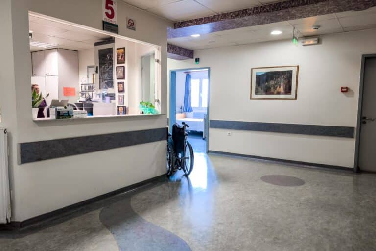 Θεσσαλονίκη: Πώς κατάφερε να αποδράσει ο 47χρονος που νοσηλευόταν φρουρούμενος στη ΜΕΘ του Ιπποκρατείου