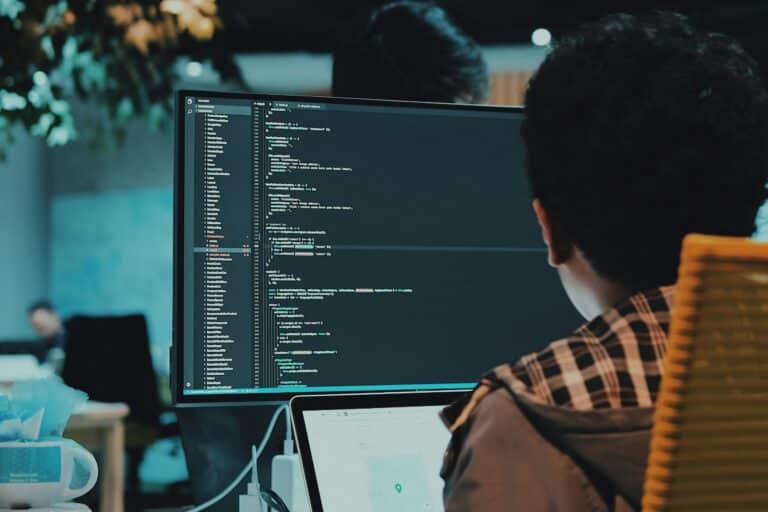 Σοκ στη Λάρισα: 13χρονος συνελήφθη για παιδική πορνογραφία ανηλίκων με τεχνητή νοημοσύνη – Θύμα του ένας 11χρονος