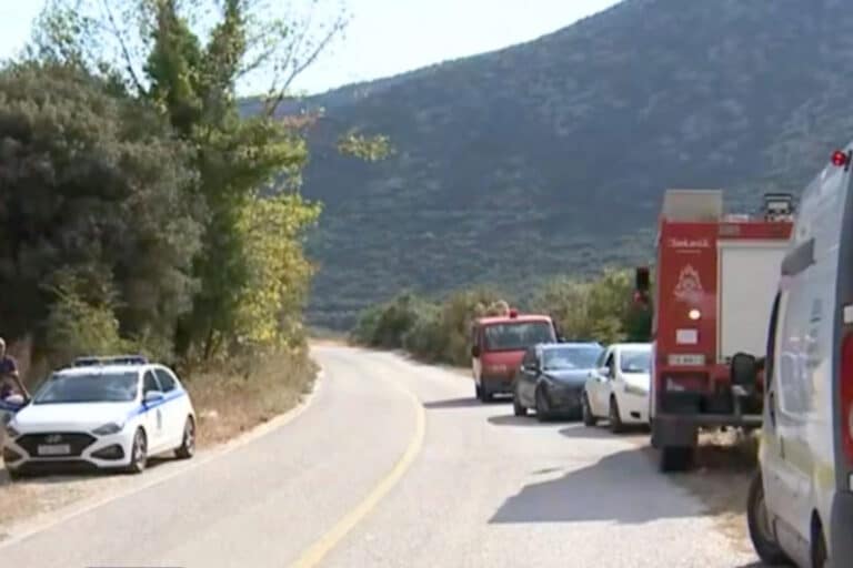 Λάρισα: Συνεχίζεται η προσπάθεια των Πυροσβεστών να φτάσουν στον εγκλωβισμένο 53χρονο στη σπηλιά – Δεν έχουν σημάδια ζωής