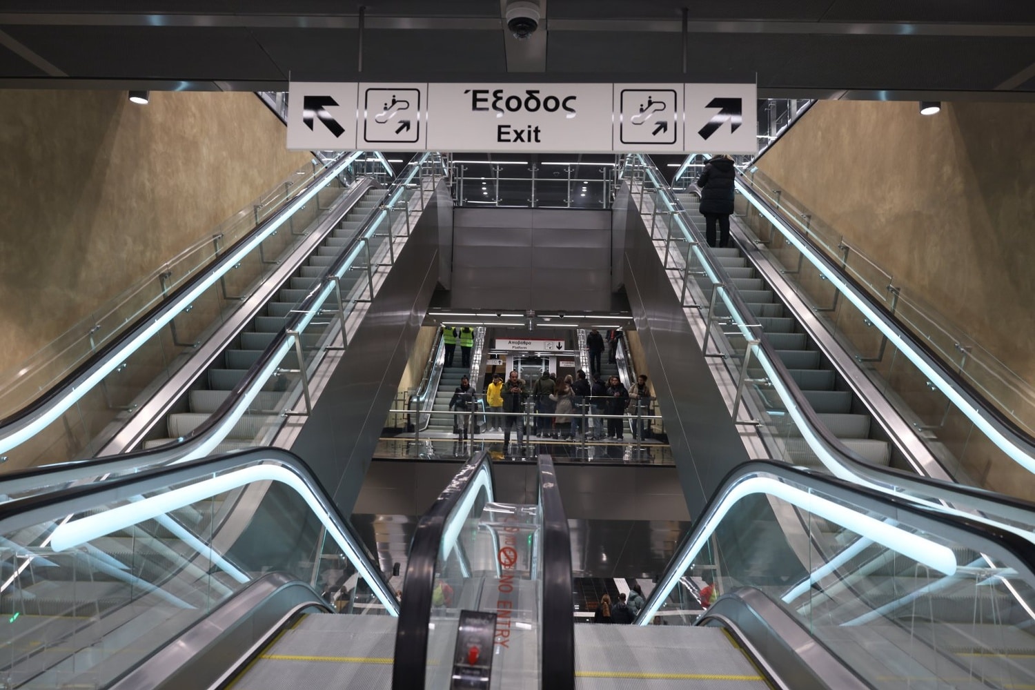 metro thessaloniki 4 9 25