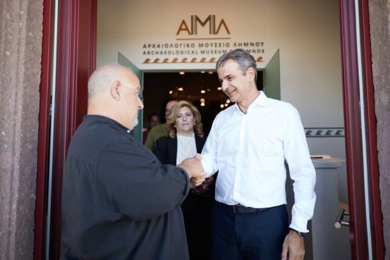 Μητσοτάκης στη Λήμνο: «Ισχυρή Ελλάδα και ασφάλεια για τους ακρίτες του Αιγαίου»