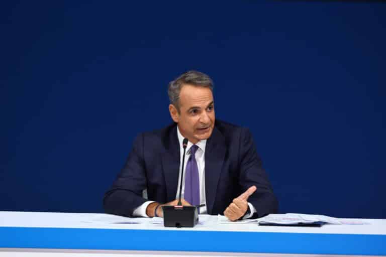 Μητσοτάκης: «Οι ένστολοι έχουν πάρει τις πρώτες αυξήσεις και θα πάρουν κι άλλες από το 2026» (βίντεο)