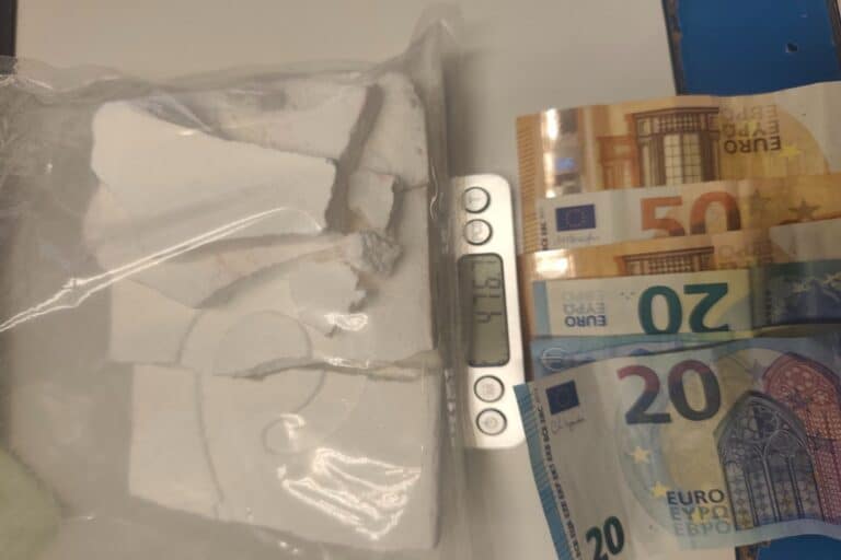 Πατήσια: Συνελήφθη 17χρονος αλλοδαπός με κοκαΐνη – Έκρυβε εκρηκτικό μηχανισμό