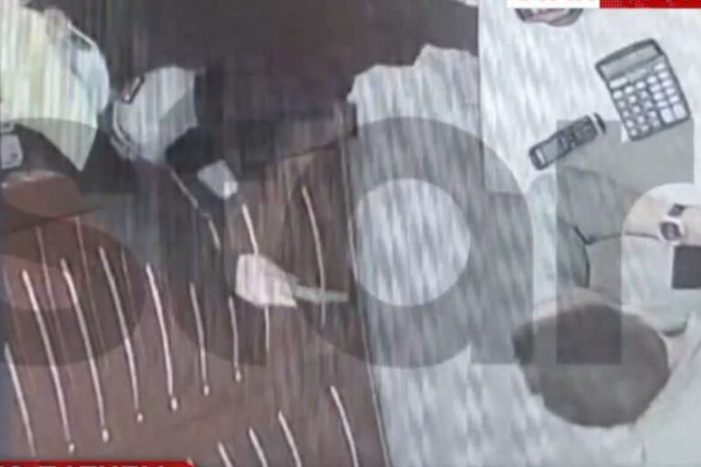 Κάτω Πατήσια: Ένοπλη ληστεία σε φαρμακείο – «Αν φέρεις αντίσταση δεν έχω πρόβλημα να ξαναμπώ φυλακή» (βίντεο)