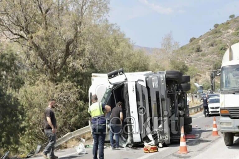 Τραγωδία στο Ηράκλειο: 17χρονος οδηγός φορτηγού σκοτώθηκε σε τροχαίο (βίντεο)
