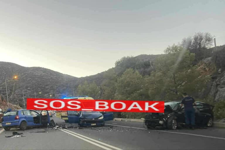 Τρεις τραυματίες σε τροχαίο ατύχημα στον ΒΟΑΚ – Οχήματα συγκρούστηκαν στο ρεύμα προς Ηράκλειο