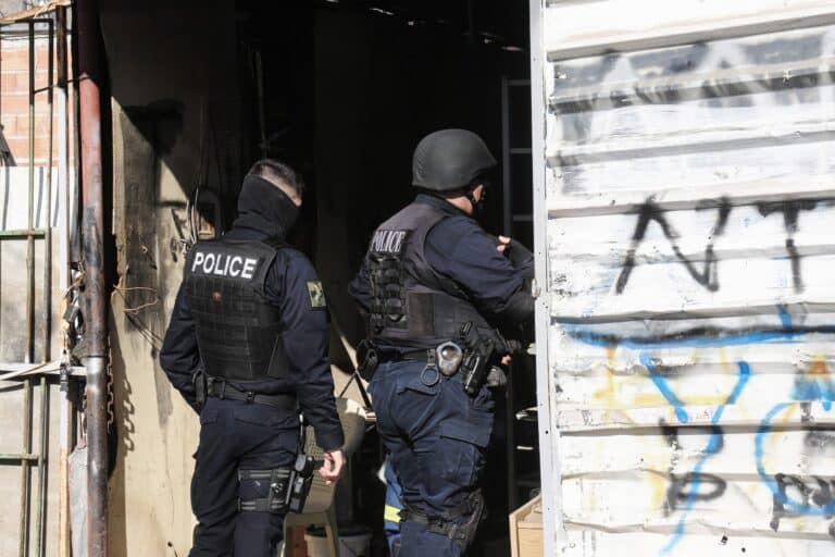 Έβρος: Μεγάλη επιχείρηση της ΕΛ.ΑΣ. για ναρκωτικά στο Σουφλί – Συνελήφθησαν 20 άτομα, ανάμεσά τους και στρατιωτικοί