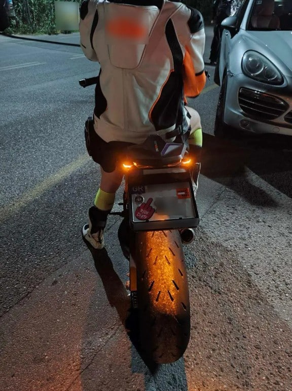 megara kontres motosikletes2 26 10