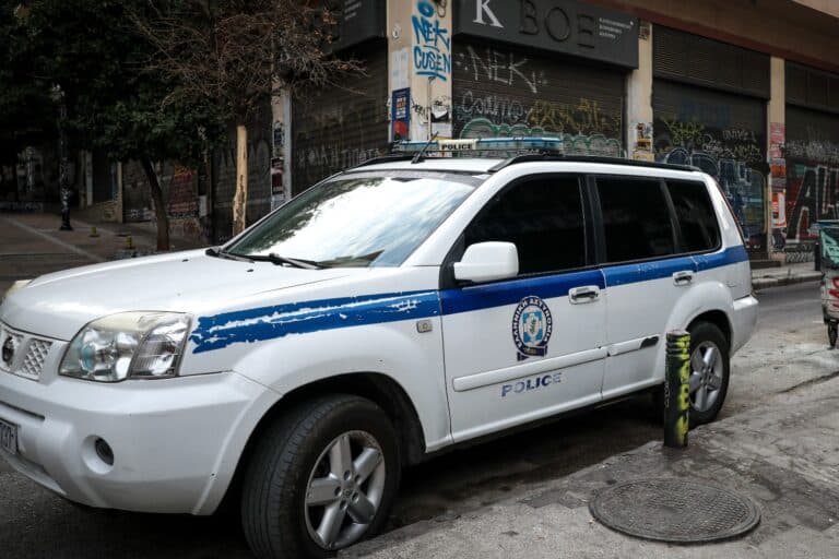 Αττική: Συνελήφθη Λιμενικός για ναρκωτικά – O 49χρονος dealer που διακινούσε ηρωίνη και η επίθεση σε αστυνομικούς