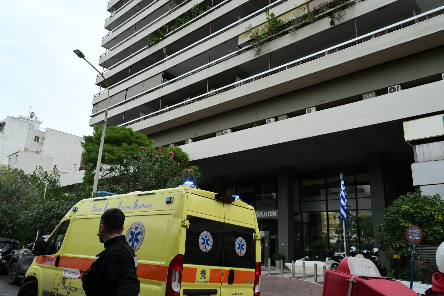 pyrgos apollon ampelokipoi 17 10 2025