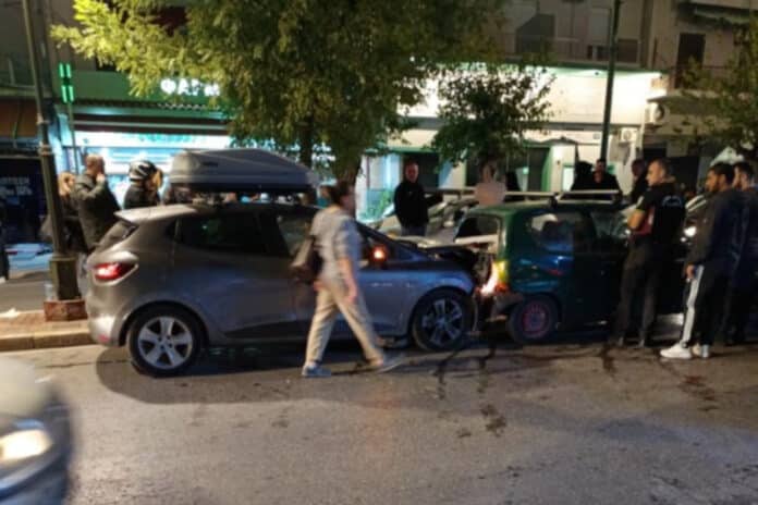 Καραμπόλα πέντε οχημάτων στη Λένορμαν με έναν νεκρό - Πώς έγινε το τροχαίο  δυστύχημα - Lawandorder.gr
