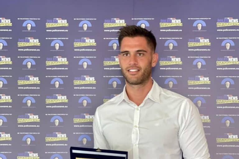 Βαγγέλης Μπαταρλής: «Θα μιλήσω όταν πρέπει» είπε ο πρώην αστυνομικός μετά την αποφυλάκισή του (βίντεο)