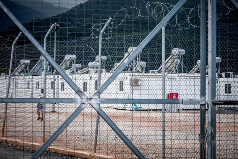 Σέρρες: Τι αναφέρει η ΕΛ.ΑΣ. για το επεισόδιο στη δομή μεταναστών στο Κλειδί Σιντικής