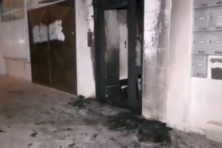 Θεσσαλονίκη: Πρώην υπάλληλος της ΕΥΠ και συνταξιούχος αστυνομικός μένουν στην πολυκατοικία που έγινε η έκρηξη με γκαζάκια