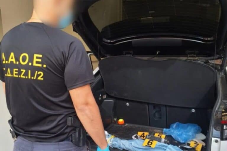 Συντονισμένη επιχείρηση ΕΛ.ΑΣ.-FRONTEX: Κατασχέθηκαν 231 κλεμμένα ΙΧ, συνελήφθησαν μετανάστες και διακινητές (εικόνες & βίντεο)