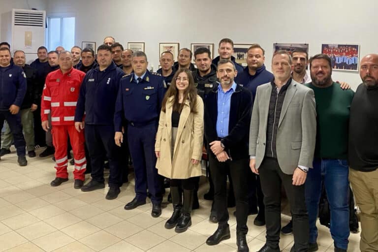 Ένωση Αστυνομικών Πιερίας: Παρέδωσε τρία κιτ πρώτων βοηθειών μάχης (IFAK) – Πού θα διατεθούν (εικόνες)