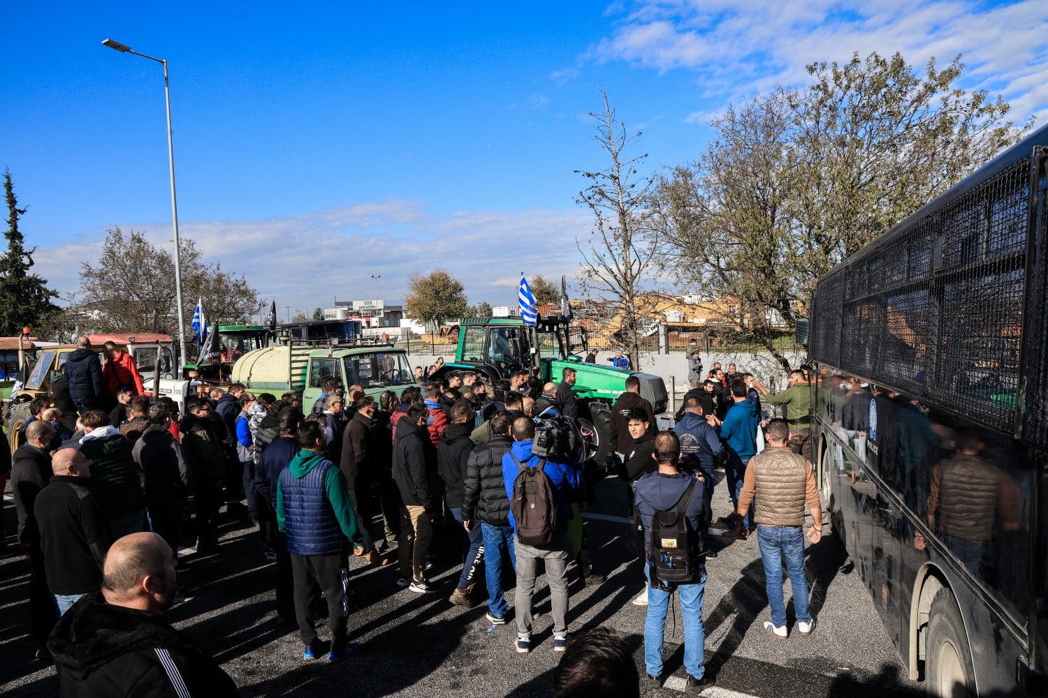 epeisodia agrotes larisa 30 11 2025