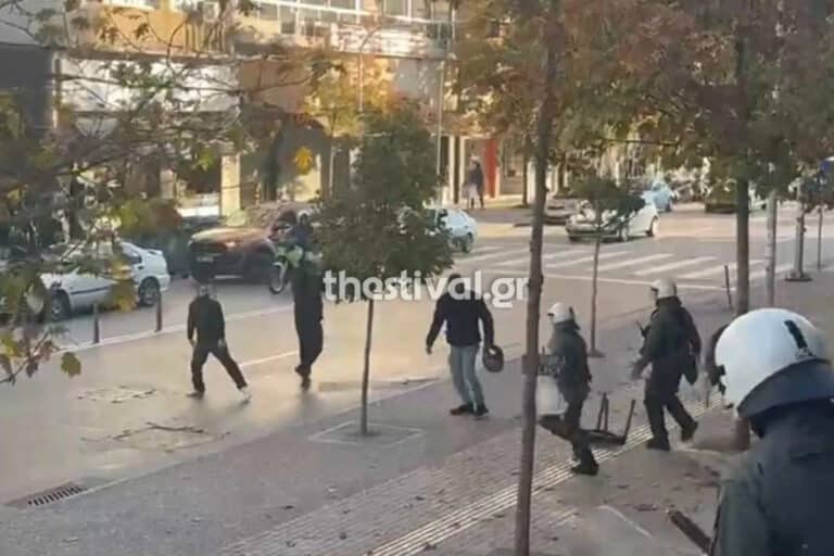 Θεσσαλονίκη: Δίωξη σε βάρος των δύο συλληφθέντων για τα επεισόδια στη δίκη του Άλκη Καμπανού