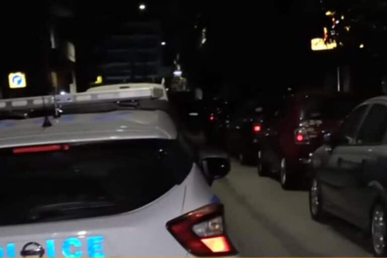 Καισαριανή: Από εμπρηστικό μηχανισμό η φωτιά που ξέσπασε τα ξημερώματα σε καφετέρια – Τι βρήκαν οι αστυνομικοί