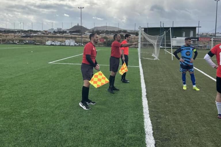 Κρήτη: Oπαδός εισέβαλε στο γήπεδο και χτύπησε τον τερματοφύλακα σε αγώνα τοπικού ποδοσφαίρου