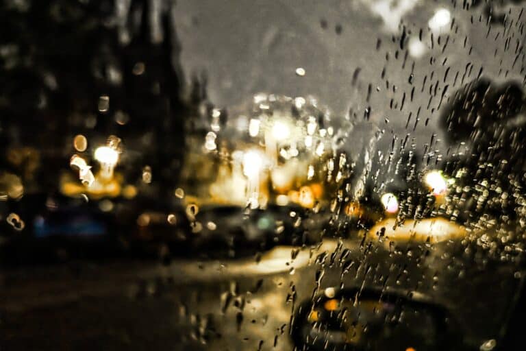 Μαρουσάκης: Πρόσκαιρη ζέστη έως Παρασκευή και μετά κακοκαιρία με βροχές και πτώση θερμοκρασίας