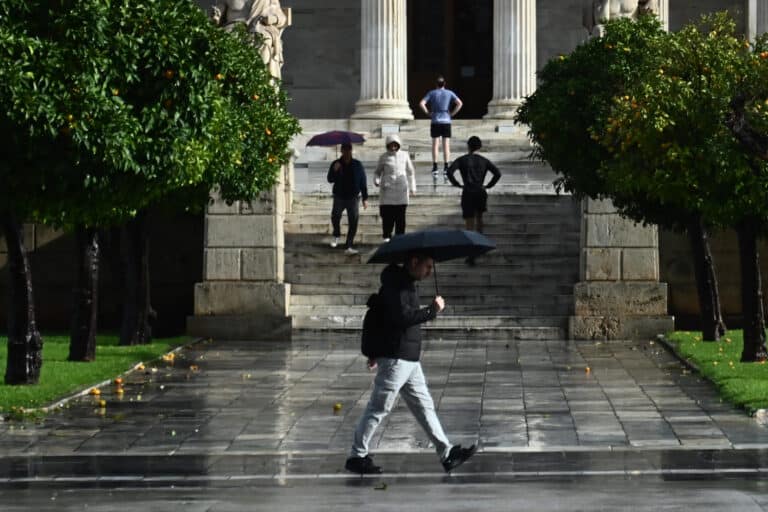 Προειδοποίηση Κολυδά για τη νέα κακοκαιρία: Έρχεται νωρίτερα – Πότε θα ξεκινήσουν οι πολλές βροχές