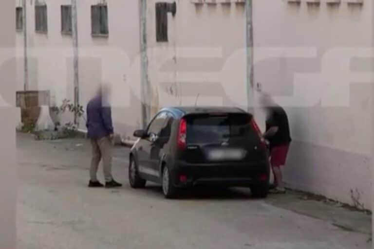 Αδιανόητο περιστατικό στον Κορυδαλλό: Σωφρονιστικός υπάλληλος έβγαλε κρατούμενο από τη φυλακή για να του φτιάξει το αυτοκίνητο (βίντεο)