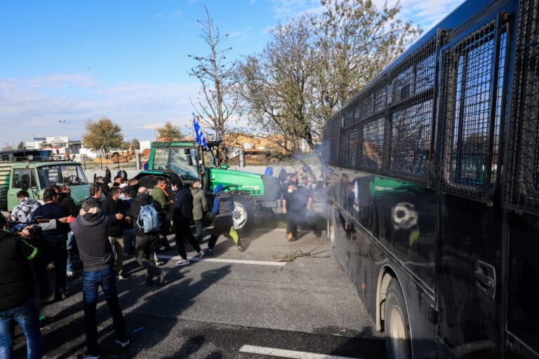 Η Πρωτοβουλία Αστυνομικών τάσσεται κατά της καταστολής των αγροτών: «Δεν θα γίνουμε η αιχμή του δόρατος απέναντι στην κοινωνία μας»