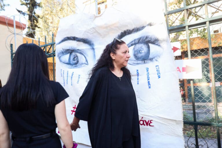 Δολοφονία Κυριακής Γρίβα: Ξεσπά η μητέρα της – «Κάθε αστυνομικός να αναλάβει τις ευθύνες που του αναλογούν»