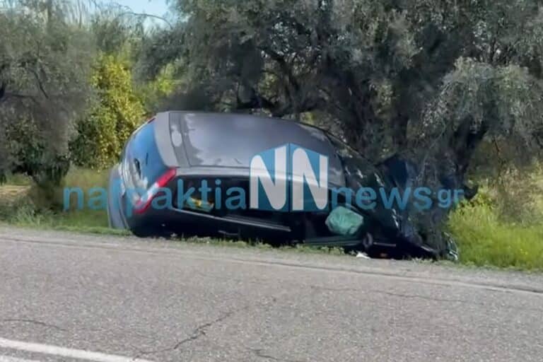 Ναύπακτος: Αυτοκίνητο «πέταξε» εκτός δρόμου και καρφώθηκε σε ελιά – Σώα η γυναίκα που οδηγούσε (βίντεο)