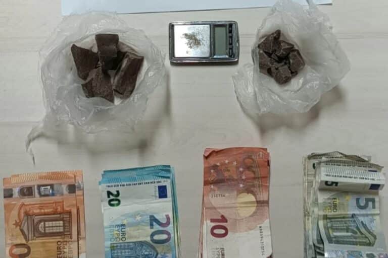 Μενίδι: Συνελήφθησαν τρία άτομα για διακίνηση ναρκωτικών