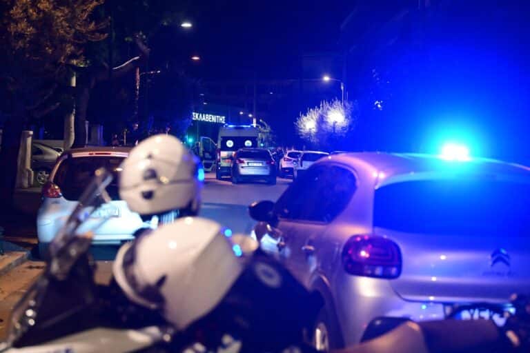 Χρυσοχοΐδης για την καταδίωξη στον Άγιο Δημήτριο: «Το αυτοκίνητο ανήκει σε Ρομά, θα τους συλλάβουμε – Μπαίνουν 120 αστυνομικοί σε καταυλισμούς»