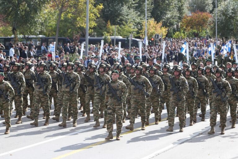 Μητσοτάκης: «Οι αυξήσεις στα στελέχη των Ενόπλων Δυνάμεων υπολογίζονται, κατά μέσο όρο, στα 145 ευρώ τον μήνα»