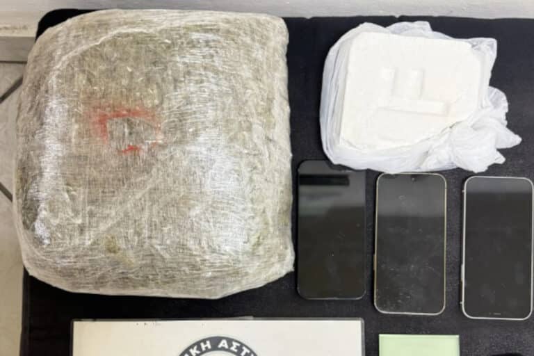 Θεσσαλονίκη: Χειροπέδες σε δύο αλλοδαπούς που διακινούσαν ναρκωτικά – Βρέθηκε κοκαΐνη και κάνναβη στην κατοχή τους